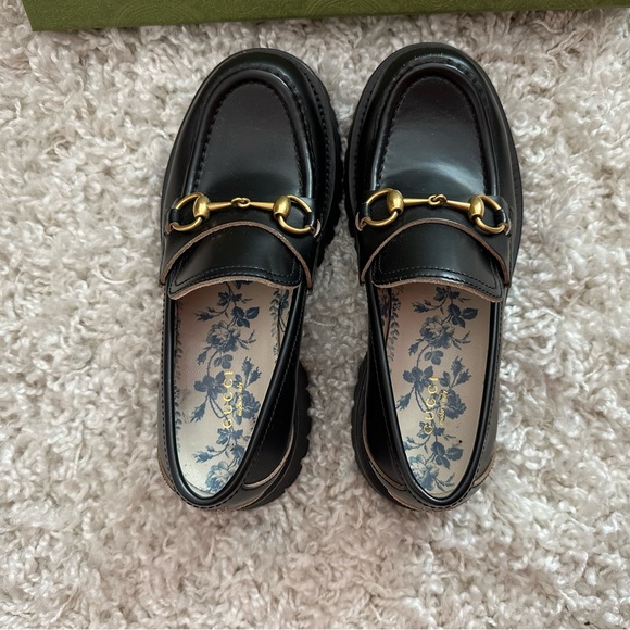 NEW IN BOX GUCCI Horsebit-detailed metallic embroidered leather platform loafers - Picture 3 of 9